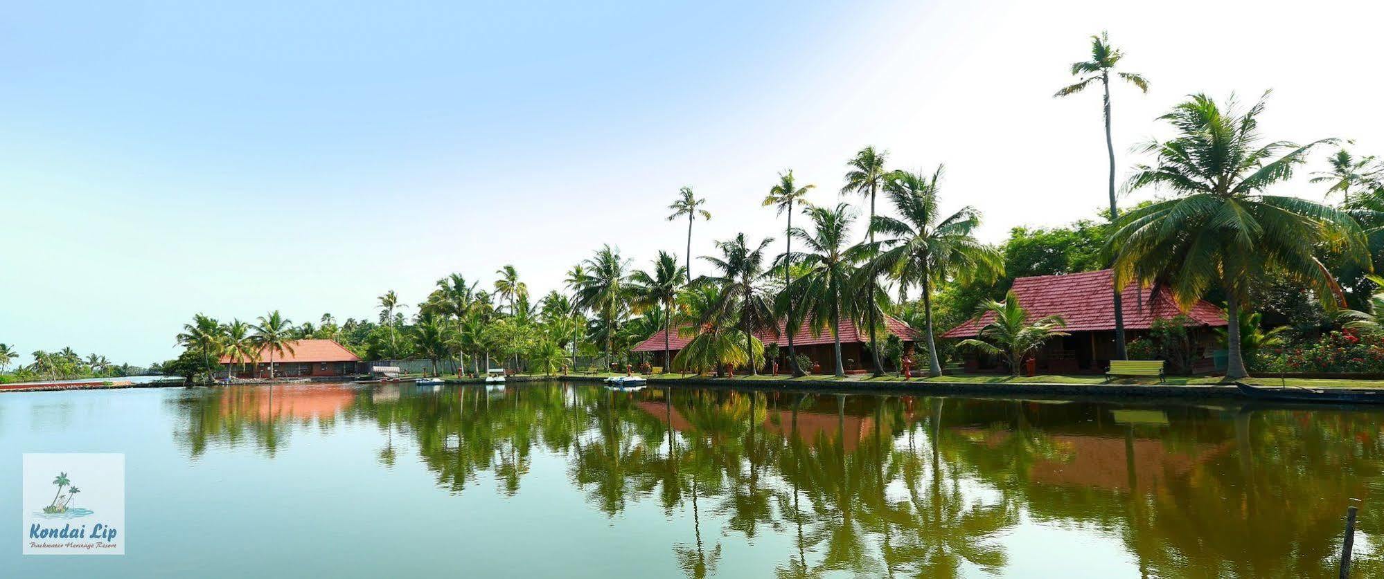 Kondai Lip Backwater Heritage Resort Kochi Exterior photo
