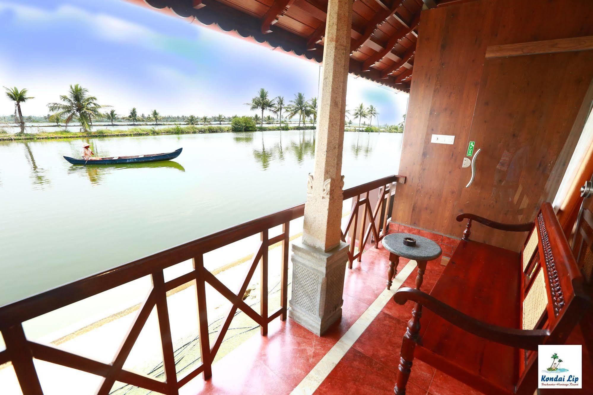 Kondai Lip Backwater Heritage Resort Kochi Exterior photo